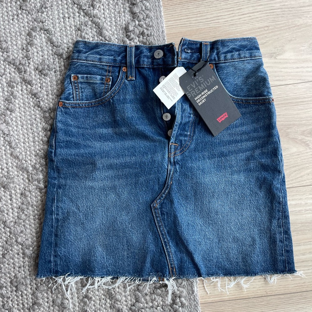 Levi’s Denim Mini Skirt